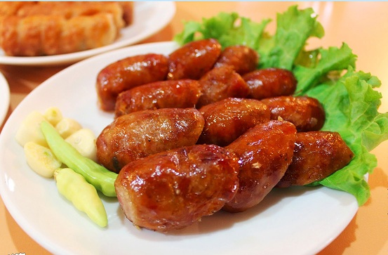 lao-sausage-things-to-eat-in-pakse