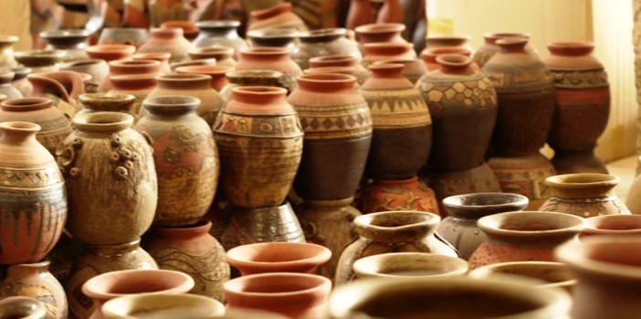 ceramic-making-tho-ha-village
