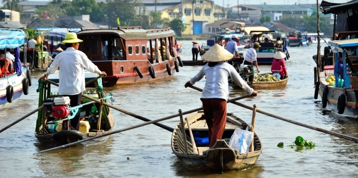 floating-market-mekong-delta