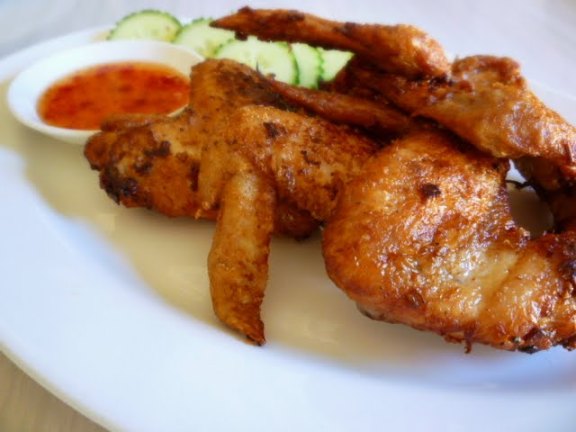 bangkok-cuisine-fried-chicken
