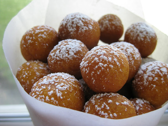 bangkok-cuisine-sweet-potato-balls