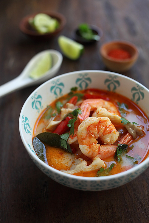 bangkok-cuisine-tom-yum-noodle-soup