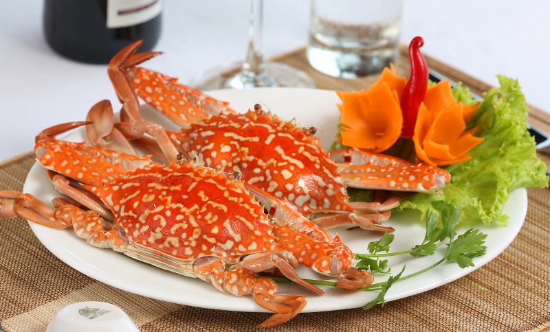 halong-bay-food-crab
