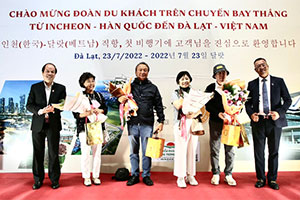 The First International Flight Landed in Da Lat after 2 Years of Suspension