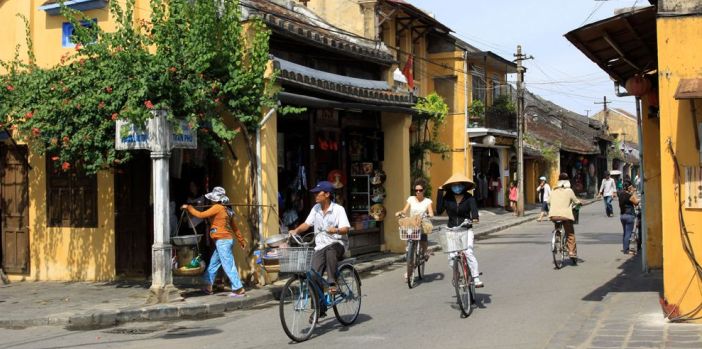 biking-hoi-an