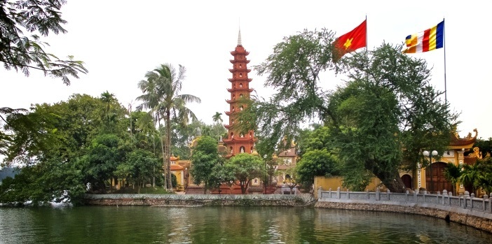 tran-quoc-pagoda-hanoi