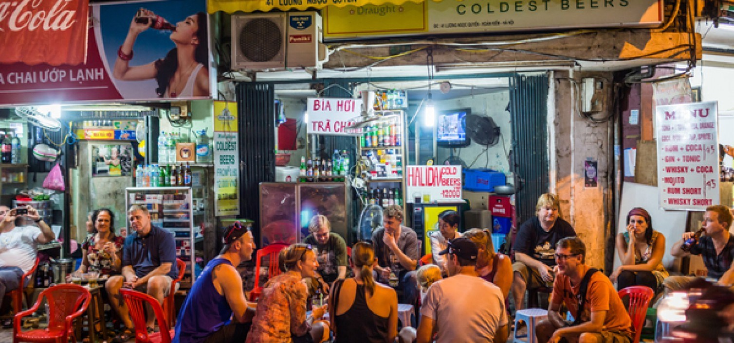 hanoi-nightlife-street-food-tour-by-walking-1.jpeg