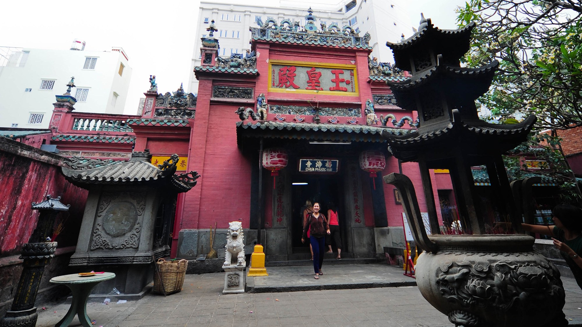 jade-emperor-pagoda-ho-chi-minh-city