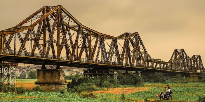 long-bien-bridge-hanoi