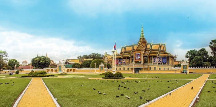 royal-palace-phnom-penh