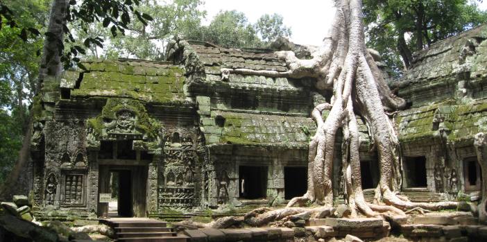 ta-phrom-angkor