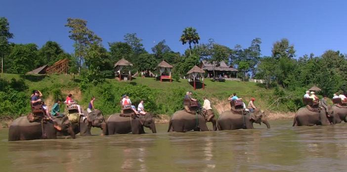 elephant-village-mekong-luang-prabang