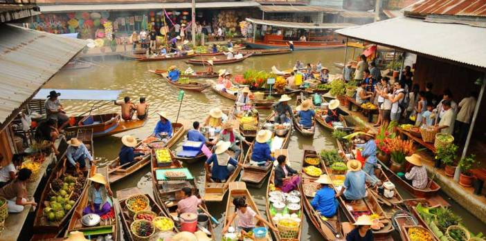damnoen-saduak-floating-market-bangkok-thailand