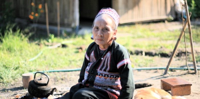 black-lahu-elderly-woman-thailand