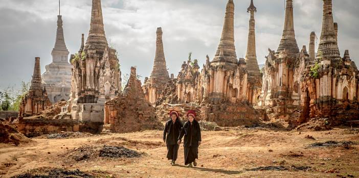 shwe-indein-pagoda-inle-lake