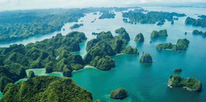 32-263-halong-bay-broad-view