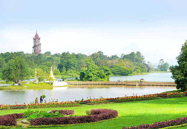 Myanmar - Gardens of National Kandawgyi