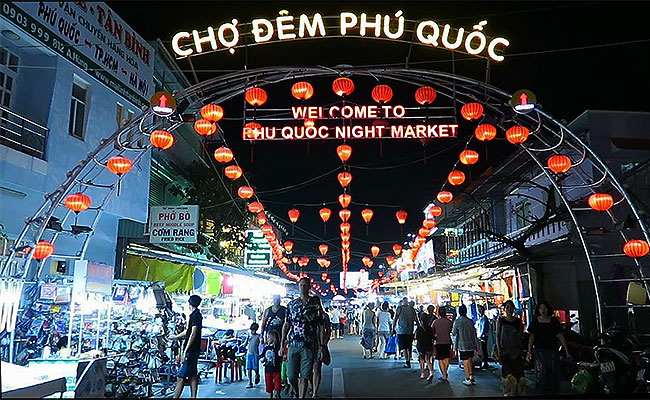 Phu-Quoc-Night-Market-Vietnam