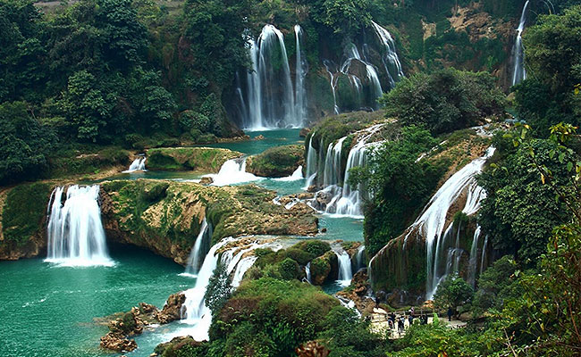 Sapa-Silver-Waterfall-Vietnam